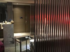 -榛悦隆堡成都酒店(春熙路太古里店)
