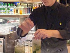 -TZ House音乐现场(来福士中心店)