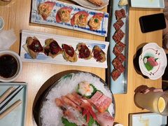 -花和海鲜自助(梅江店)