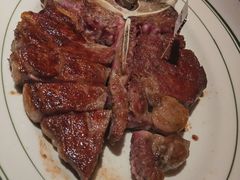 -MONICH牛排融合餐厅(和义大道购物中心店)