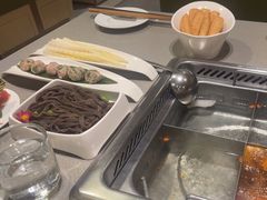 -海底捞火锅(宝龙广场夜宵主题店)