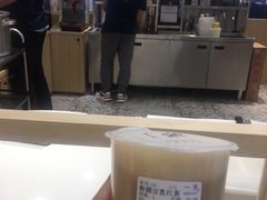 -王府井百货(中州中路店)
