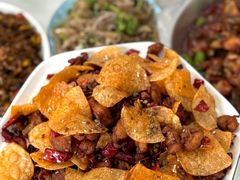 -丹水桥地锅鱼·翘嘴鲌·地方特色全鱼宴(丹江口大坝店)