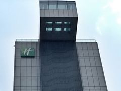 -上海浦东康桥绿地假日酒店