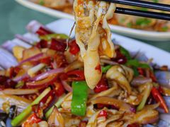 -四川小胡子海鲜(丁村万人海鲜广场店)