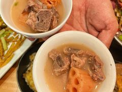 -莲餐厅·湖北菜·潜江小龙虾店(愚园路店)