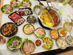 -尚品海鲜肥牛自助火锅(湖明店)