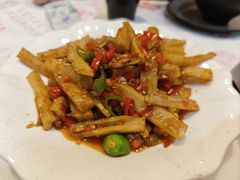 -堂瓦里·33年传统赣菜(第一街区店)