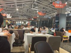 大堂-稻香酒家·34年老字号·港式粤菜(汉街店)