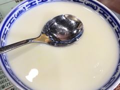 -赵记传承特色牛奶甜品(泉城广场店)