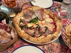 四季披萨-BOTTEGA意库(中骏世界城店)