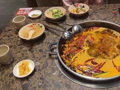 -椒香城门口老火锅(长寿路店)