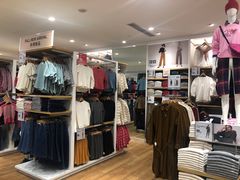 -优衣库(上海虹口龙之梦店)