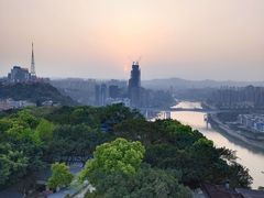 -鹅岭公园瞰胜楼