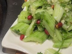 -咱屯子铁锅炖直营店(保利店)