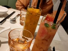 -港丽餐厅(高德置地店)