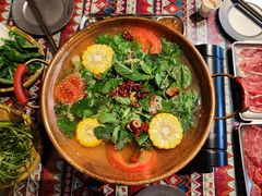 清汤火锅-火塘云南烧烤大排档