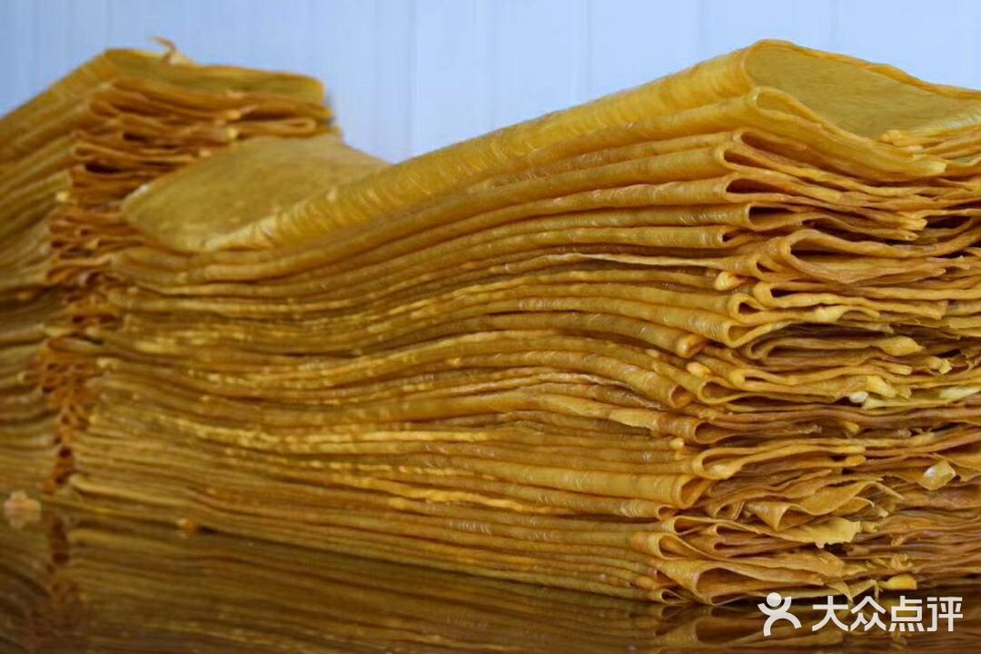 小时候最爱的零食之一   凉拌豆皮