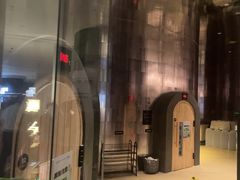 -涨巢·潮玩水疗局