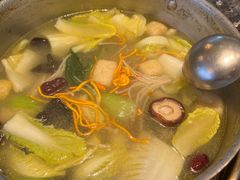 -一席地·本地鸡窝·杭帮鸡火锅(萧山银隆百货店)