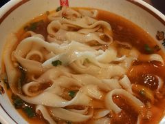 -顺溜·手工刀削面·黑金店(铜锣湾店)