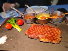 -弦月窗LUNETTE BY AMANDA(复兴路店)