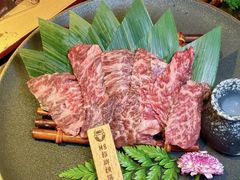 -铭牛烧肉·和牛海鲜自助(高新月牙湖店)