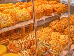 -顶东面包花园·生日蛋糕(太平店)