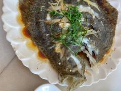 -覃记海鲜美食餐厅