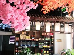 -八次方巴乡石锅鱼·金海湖水库活鱼(谷丰东路店)