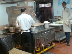 -磨沟沿老字号牛肉面·清真(金港城店)