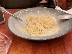 -玛格萝妮比萨屋(四平店)
