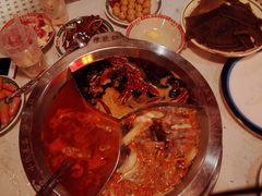 艳红酸辣三拼锅-陈艳红火锅菜·冒菜(簋街店)