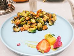 孢子甘蓝煎虾仁-甜阿姨·天台花园私房菜(万松园店)