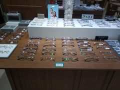 -亨得利眼镜(中山路一店)
