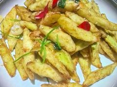 -八府香鸭·啫啫煲(华山路店)