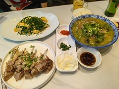 -民族手抓羊肉馆·滩羊手抓·烤全羊