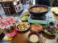-黔有有贵州酸汤夺夺粉火锅(五味十字店)