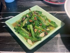 -新白鹿餐厅(虹桥南丰城店)