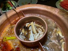 -滇釜火锅·能喝汤的火锅(车公庄店)