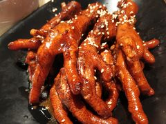 连骨头都不剩的鸡爪-佬肥猫(周浦万达店)