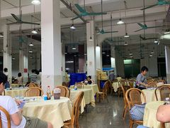 大堂-标记美食新鲜猪杂(兴南大道店)