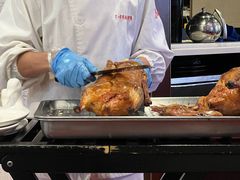 -皇城根·烤鸭·鱼头·家常菜(欧亚大观乐活城店)