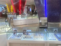 -巴黎三城(百联南方购物中心店)