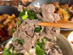 -大众跷脚牛肉馆·非遗传承单位(峨眉山店)