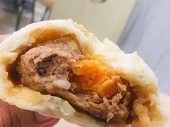 咸蛋黄超人包-老陶包子铺(南大西南村店)