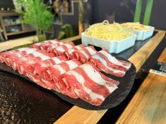 -鹿鸣山草本茶香火锅(园西路店)