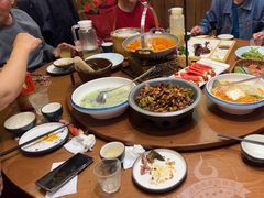 -老滇山寨•云南特色菜•地方菜•民族风情歌舞表演(金碧店)