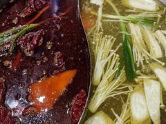 -重庆故事姊妹老火锅(财经学院店)