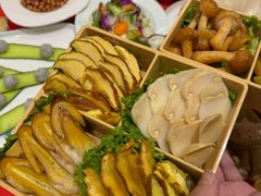 -天宜隆蘑菇宴火锅(石景山旗舰店)